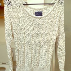 American eagle women’s sweater